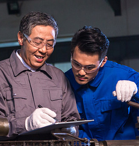 危廢線核心技術設計團隊  均來自全國環(huán)保龍頭企業(yè)     有十余年的危廢處置經(jīng)驗